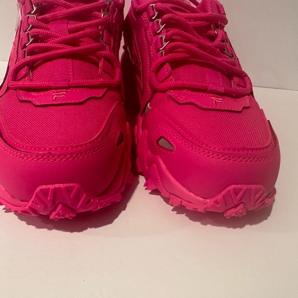 Fila - Picture 8 of 13